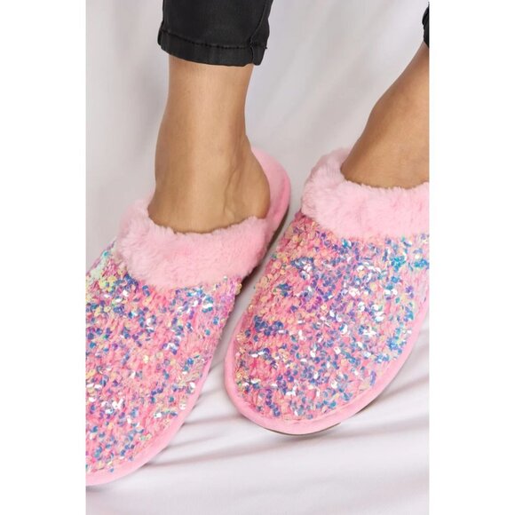 Forever Link Sequin Plush Round Toe Slippers - Picture 1 of 7